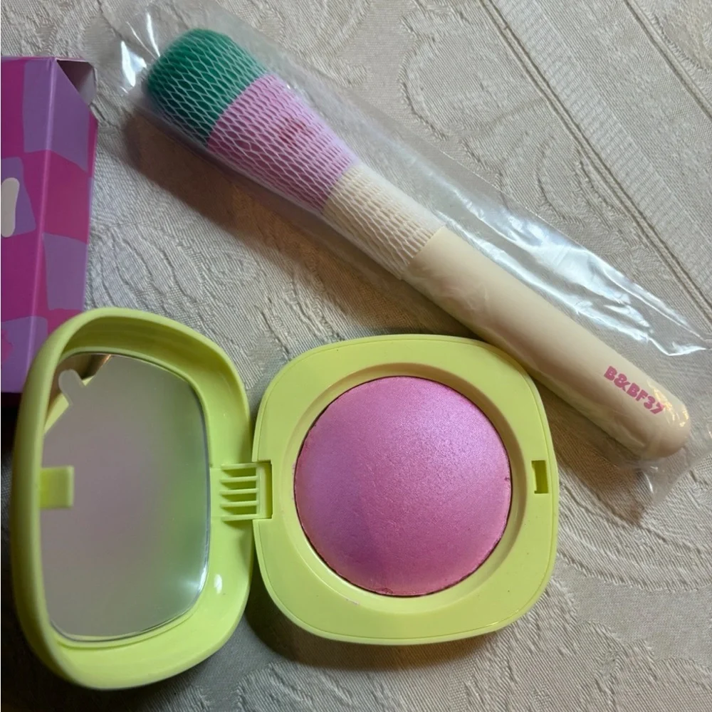 Made by Mitchell Blursh Pods Baked Blush & Brush Bundle Bit My Tongue BNIB